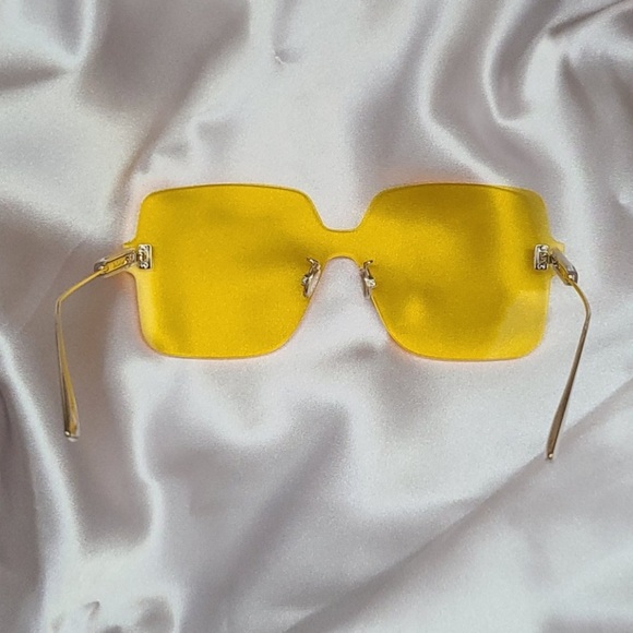 💛CHRISTIAN DIOR💛Oversized Tinted Sunglasses - Picture 6 of 11